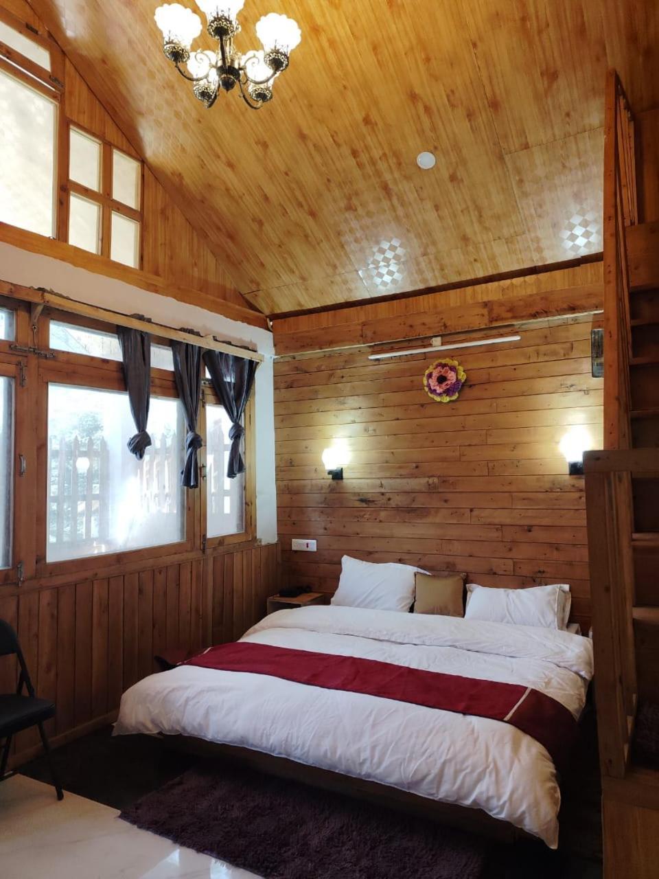 Matri Pitri Cottage Matiana Exterior photo